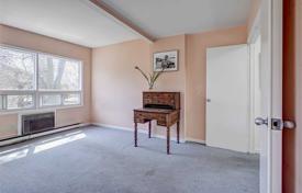 Terraced house – Soudan Avenue, Old Toronto, Toronto,  Ontario,   Canada for C$1,281,000