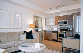 Apartment – Fort York Boulevard, Old Toronto, Toronto,  Ontario,   Canada for C$845,000
