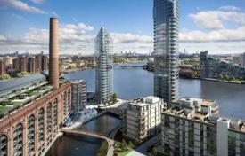 Spacious apartment with a view of the Thames in a riverside residence, in the prestigious district of Chelsea, London, UK for 1,901,000 €