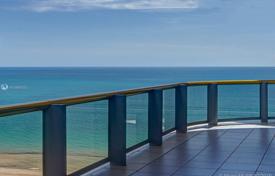 Elite flat with ocean views in a residence on the first line of the beach, Bal Harbour, Florida, USA for $4,650,000