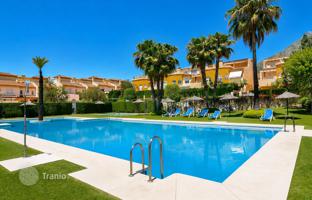 3-bedroom townhouse 298 m² in Marbella for 950,000 €