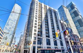 Apartment – Bay Street, Old Toronto, Toronto,  Ontario,   Canada for C$902,000