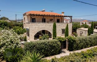 3-bedroom villa in Chania for 450,000 €