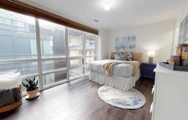 Apartment – The Queensway, Toronto, Ontario,  Canada for C$809,000