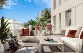 Apartment – Clichy, Ile-de-France, France for From 588,000 €