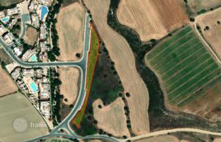 Land plot 3,171 m² in Poli Crysochous for 200,000 €