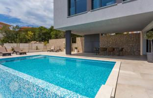 3-bedroom house 223 m² in Primorje-Gorski Kotar County for 1,100,000 €