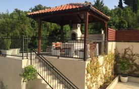 Furnished apartment with a parking, a terrace and a sea view, in a residential complex with a swimming pool, Bogisici, Montenegro for 180,000 €