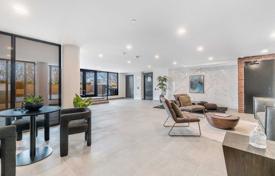 Apartment – Kingston Road, Toronto, Ontario,  Canada for C$745,000