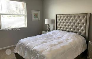 2-bedroom apartments in condo 104 m² in Sunny Isles Beach for $630,000