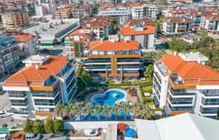 4-bedroom penthouse 200 m² in Oba for 17,491,000 TRY