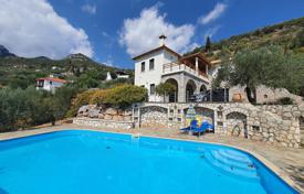 Two-storey villa with a pool, a garden and a garage in Tyros, Peloponnese, Greece for 700,000 €