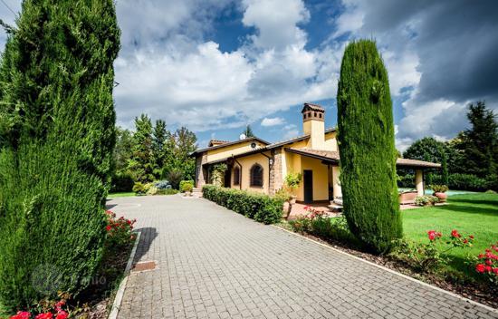 Homes for sale in Rome, Italy - 6 offers of houses in Rome - Tranio