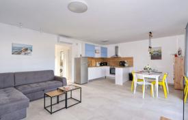 ZADAR, PRIVLAKA — Fully furnished three-storey apartment 150 meters from the sea! Opportunity! for 400,000 €