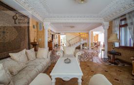 6-bedrooms apartment 414 m² in Meshchansky district, Russia for 500,000 ₽ per week