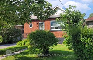 7-bedroom house in Etobicoke for C$1,346,000
