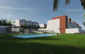 New two-storey townhouse in Calpe, Alicante, Spain for 435,000 €