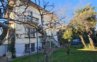 Exquisite villa between sea and beauty in Lido di Venezia, Venetian Lagoon, Italy for 1,950,000 €
