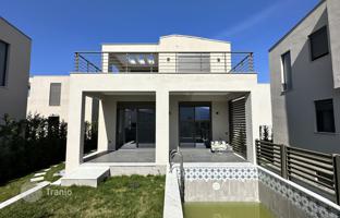 3-bedroom house 156 m² in Thessaloniki for 480,000 €