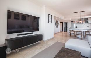 3-bedroom apartment 167 m² in Benahavis for 795,000 €