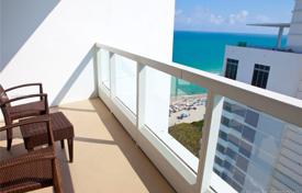 Modern studio with ocean views in a residence on the first line of the beach, Miami Beach, Florida, USA for $700,000