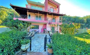 Three-storey house with a large plot and olive grove in Analipsi, Messinia, Greece for 460,000 €