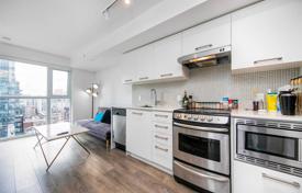 Apartment – Peter Street, Old Toronto, Toronto,  Ontario,   Canada for C$964,000