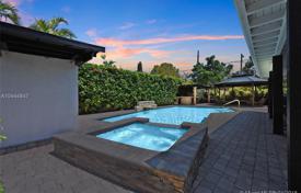 Completely renovated villa with a plot, a pool and a terrace, Miami, USA for $1,649,000