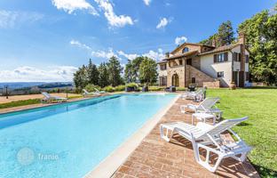 Large estate with a garden, pools and a garage, Umbria, Italy for 2,340,000 €