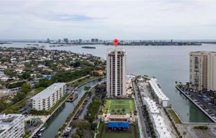 3-bedroom apartments in condo 216 m² in Miami for $625,000
