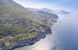 Land plot 1,427 m² in Reževići for 500,000 €