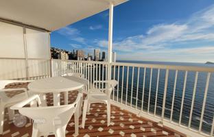 2-bedroom apartment 70 m² in Benidorm for 450,000 €