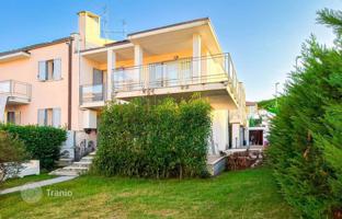 5-bedroom apartment 146 m² in Camaiore for 498,000 €