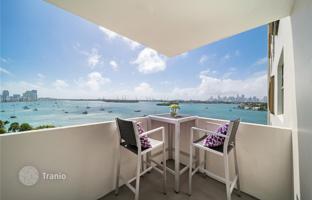 1-bedroom apartments in condo 88 m² in Island Avenue for $680,000