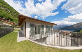 Beautiful villa with a pool and view of Lake Como in Lenno, Italy for 1,350,000 €