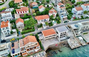 2-bedroom cottage 120 m² in Tivat city for 385,000 €