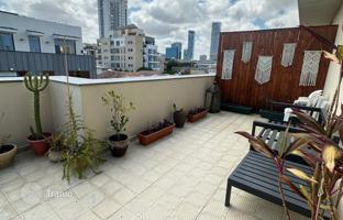 3-bedroom penthouse 64 m² in Tel Aviv for $2,357,000