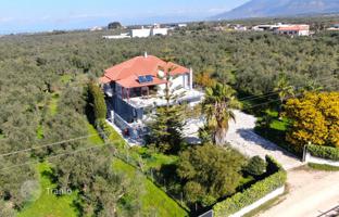 Two-storey villa with an olive grove and a garage in the Peloponnese, Greece for 495,000 €