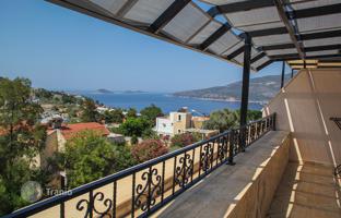Villa in Beaulieu-sur-Mer. Price on request