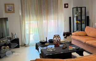 2-room apartment 97 m² in Athens for 320,000 €