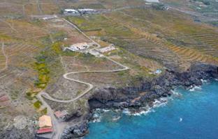 Villa in Santa Cruz de Tenerife for 1,200,000 €