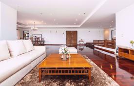 4-bedroom apartments in condo in Sathon for $3,700 per week