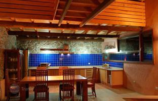 Chalet in Bordeaux. Price on request