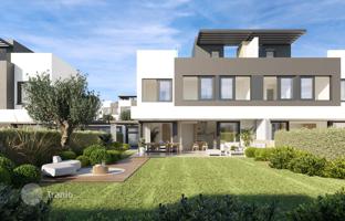 3-bedroom villa 180 m² in Estepona for 850,000 €