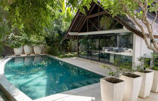 7-bedroom villa 1,000 m² in Jalan Umalas for $3,600,000