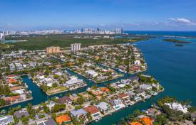 Townhome – North Miami, Florida, USA for $3,500,000