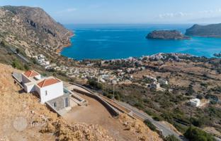 3-bedroom villa 236 m² in Lasithi for 1,400,000 €