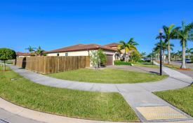 Townhome – Homestead, Florida, USA for $600,000
