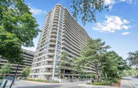Apartment – Quebec Avenue, Old Toronto, Toronto,  Ontario,   Canada for C$998,000