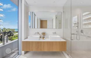 4-bedroom apartments in condo 317 m² in Miami Beach for $8,499,000